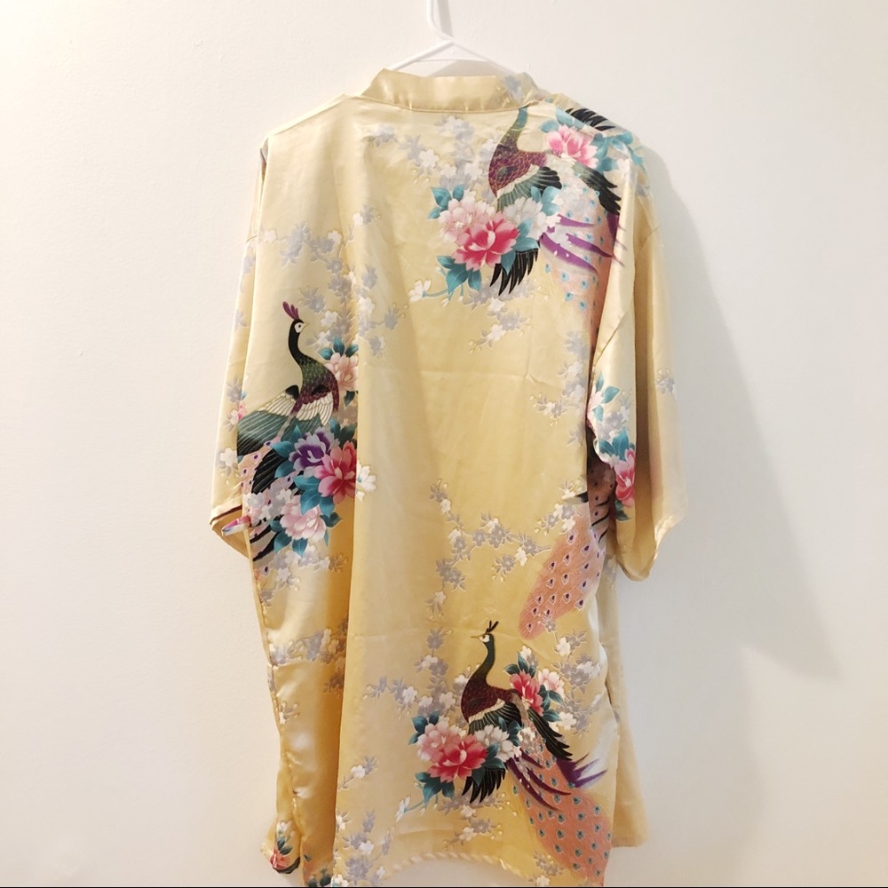 Satin Kimono - Picture 3 of 5